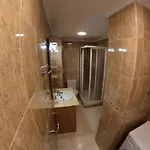 Апартаменти Poseidon Frente A La Playa Фуенхірола