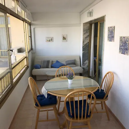 Poseidon Frente A La Playa Appartement