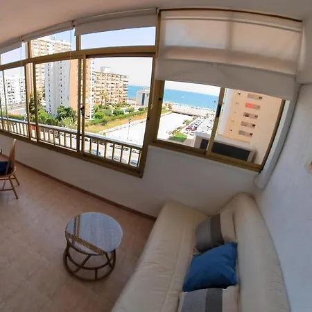 Poseidon Frente A La Playa *