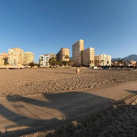 Poseidon Frente A La Playa *